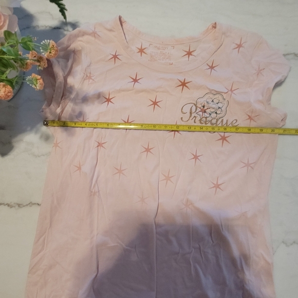 Old Navy 100% Cotton Prague Pink Short Sleeve Tee with Star Pattern Size XL - Picture 4 of 6